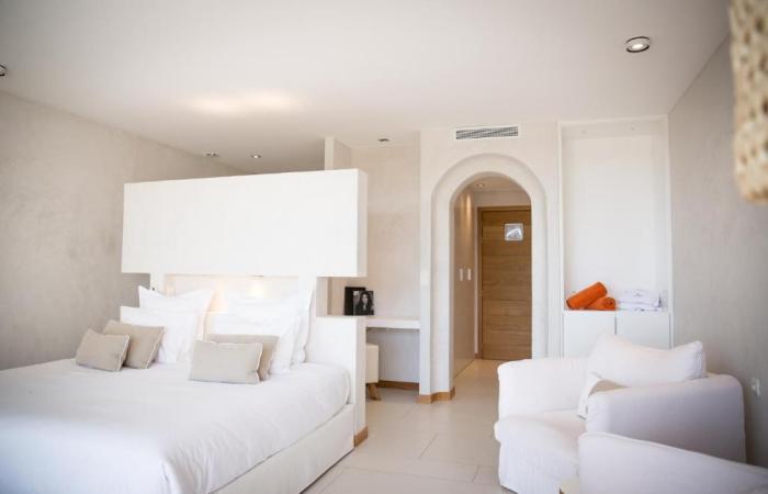 Cala Di Greco Hotel